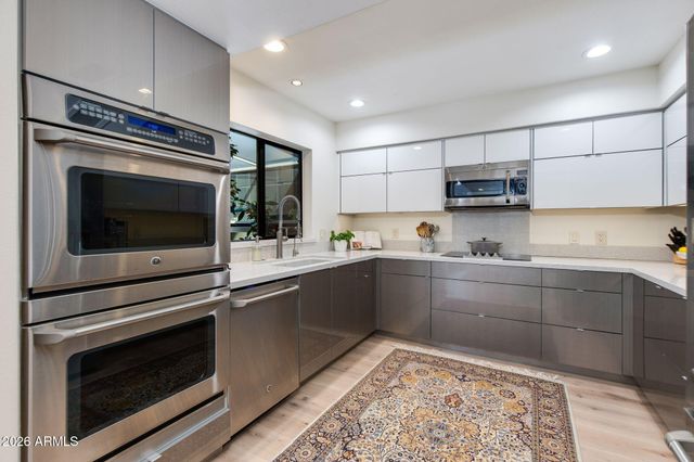 3055 E MARLETTE Avenue, Phoenix, AZ 85016