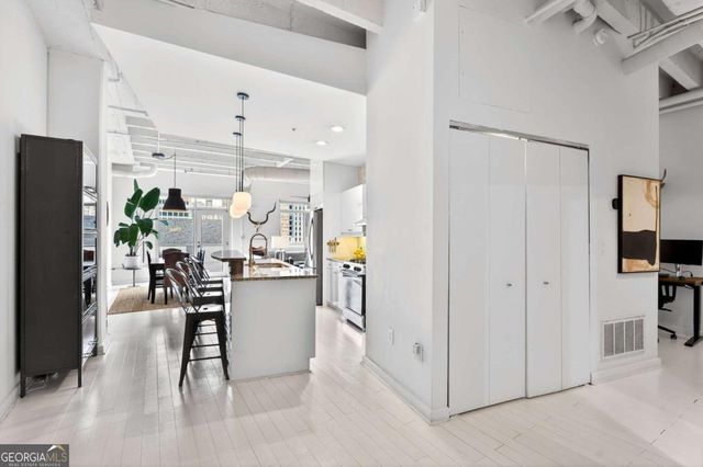 805 Peachtree Street NE 619, Atlanta, GA 30308