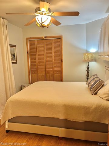 5012 Vista Bay Trail, Hadley Township, MI 48438