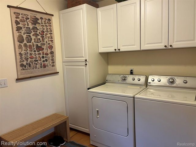 5012 Vista Bay Trail, Hadley Township, MI 48438