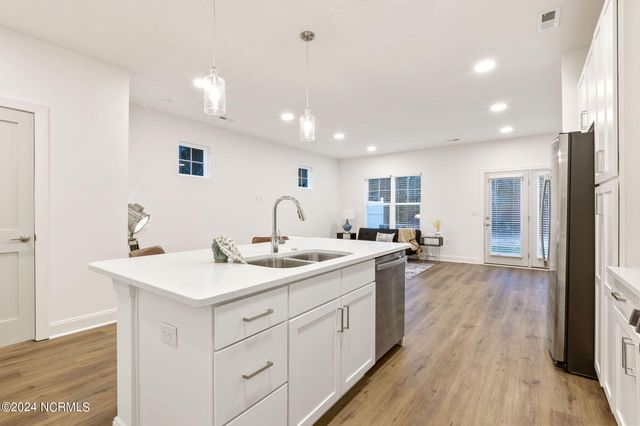 353 James Street, Vass, NC 28394