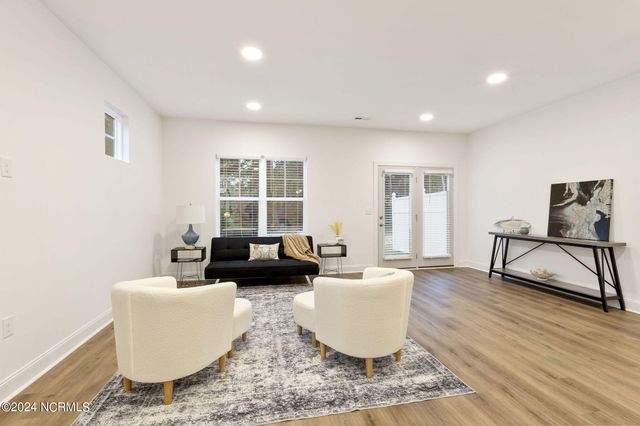 353 James Street, Vass, NC 28394