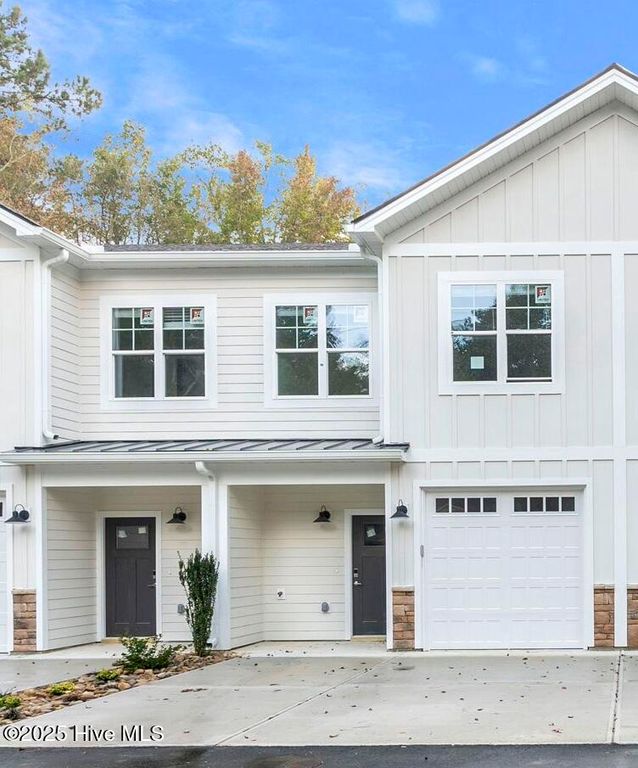 353 James Street, Vass, NC 28394