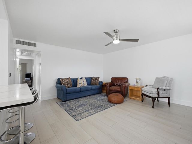 573 Brittany L, Delray Beach, FL 33446