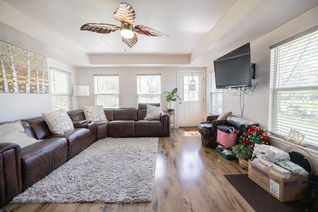 119 Weaver Street, Baytown, TX 77520