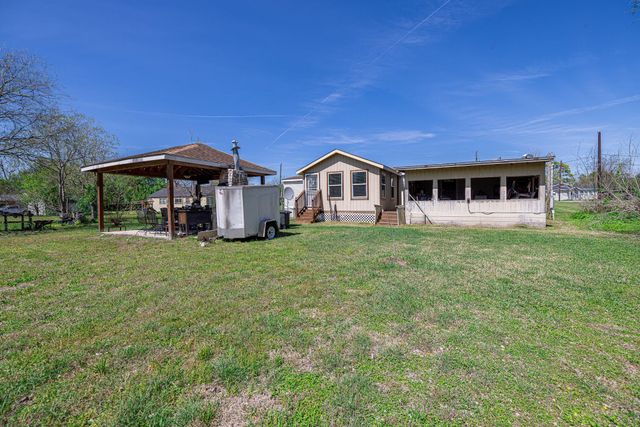 119 Weaver Street, Baytown, TX 77520