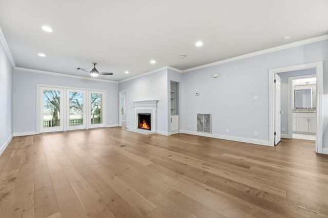 28 Tournament WAY, The Hills, TX 78738