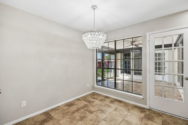 904 Bert Drive, Arlington, TX 76012