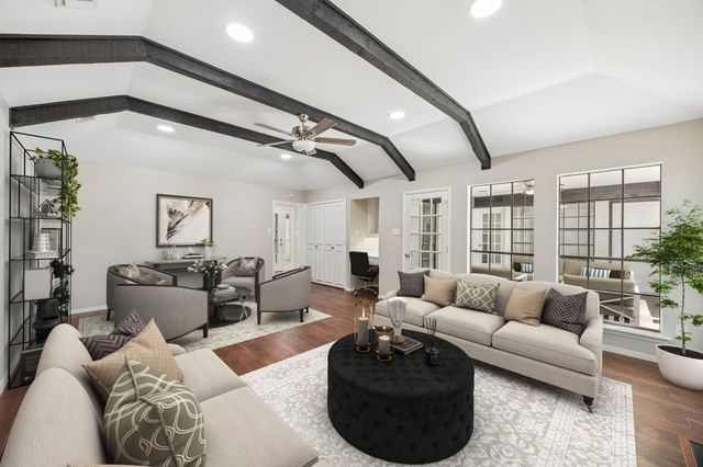 904 Bert Drive, Arlington, TX 76012