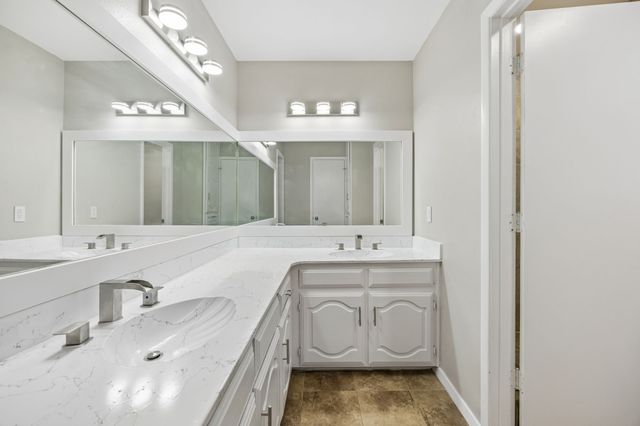 904 Bert Drive, Arlington, TX 76012