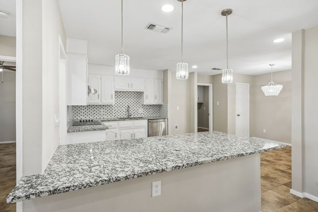 904 Bert Drive, Arlington, TX 76012