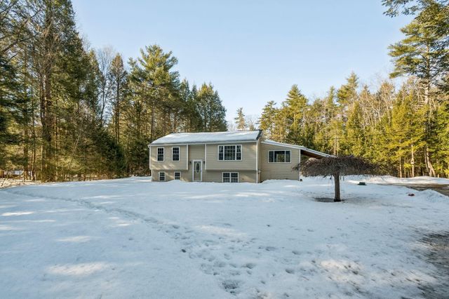 24 Pine Meadow Drive, North Berwick, ME 03906
