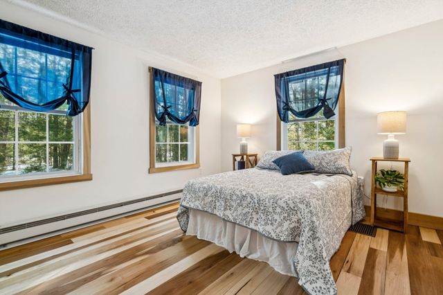 24 Pine Meadow Drive, North Berwick, ME 03906