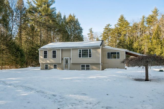 24 Pine Meadow Drive, North Berwick, ME 03906