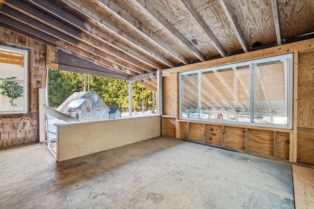 24 Pine Meadow Drive, North Berwick, ME 03906