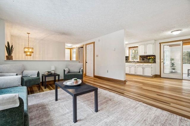 24 Pine Meadow Drive, North Berwick, ME 03906