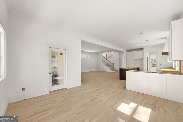 649 Hemlock Circle SE, Atlanta, GA 30316