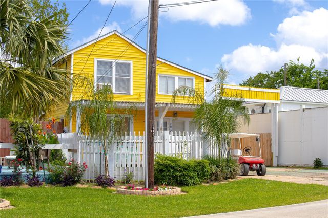 701 7th Street, Kemah, TX 77565