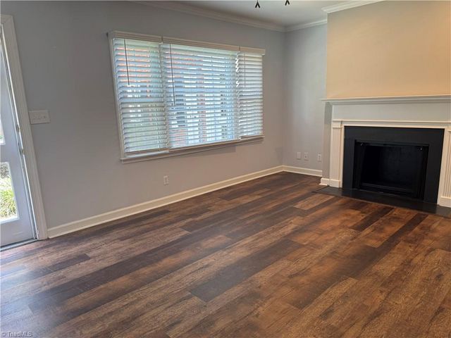 329 Hanover Arms Court, Winston-salem, NC 27104