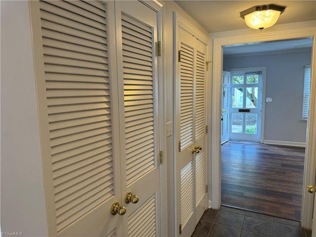 329 Hanover Arms Court, Winston-salem, NC 27104