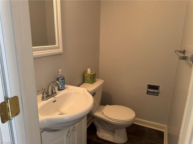 329 Hanover Arms Court, Winston-salem, NC 27104