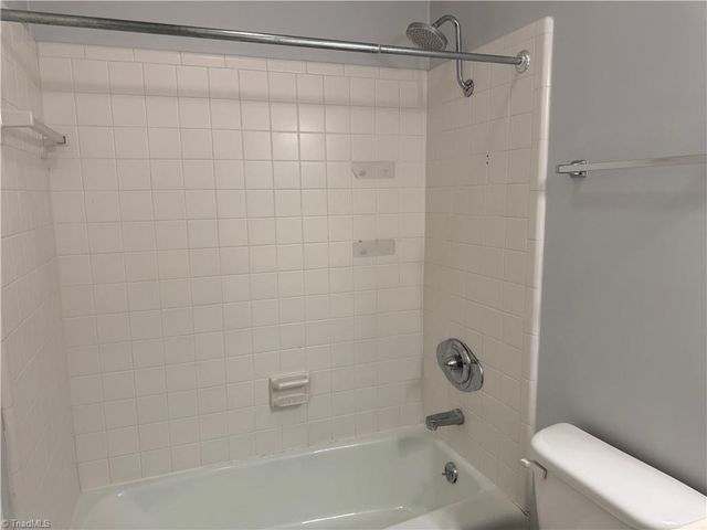 329 Hanover Arms Court, Winston-salem, NC 27104