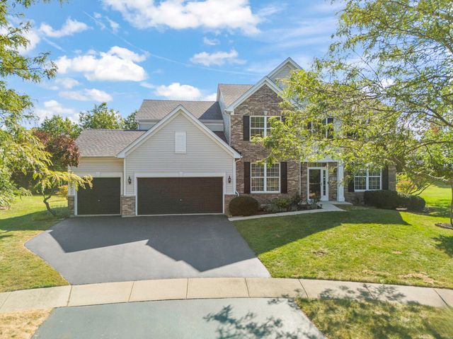 5 Player Court, Bolingbrook, IL 60490