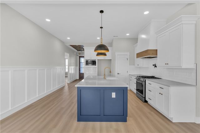 516 Lakeside Drive, Anderson, SC 29621