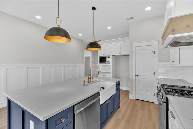 516 Lakeside Drive, Anderson, SC 29621