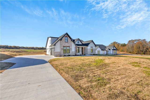516 Lakeside Drive, Anderson, SC 29621