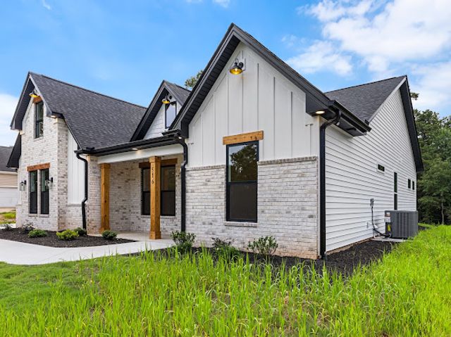 516 Lakeside Drive, Anderson, SC 29621