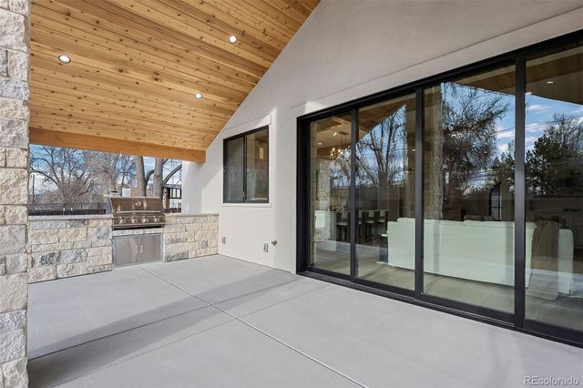 2851 S Dexter Way, Denver, CO 80222