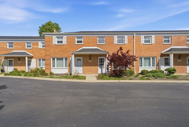 2138 Rugen Road A, Glenview, IL 60026