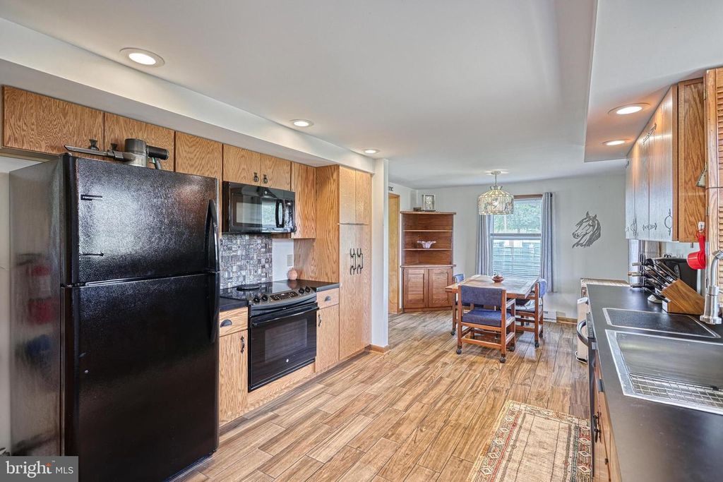 425 WINDING BROOK RD, Biglerville, PA 17307