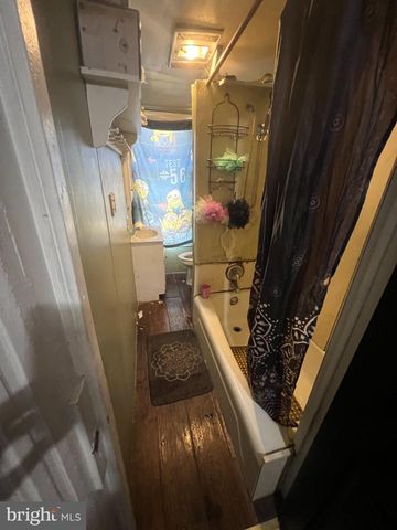 76 VIRGINIA AVE, Coatesville, PA 19320