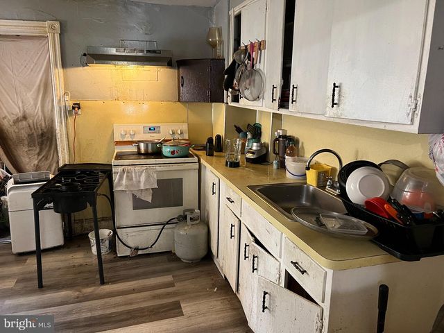 76 VIRGINIA AVE, Coatesville, PA 19320