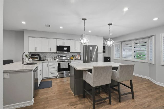7982 Mission Vista, San Diego, CA 92120