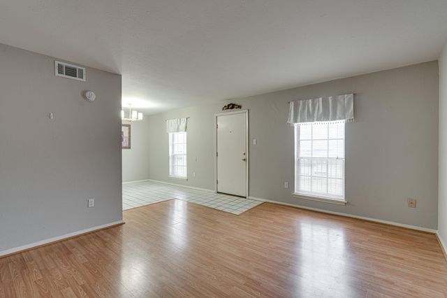 900 Mountain Creek Road Apt C43, Chattanooga, TN 37405