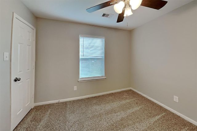 9909 Climbing Tree Street, Conroe, TX 77385