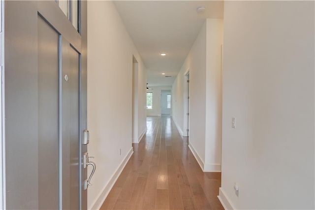 6917 River Rock Drive, Flowery Branch, GA 30542