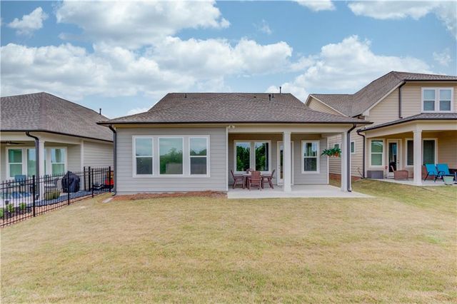 6917 River Rock Drive, Flowery Branch, GA 30542