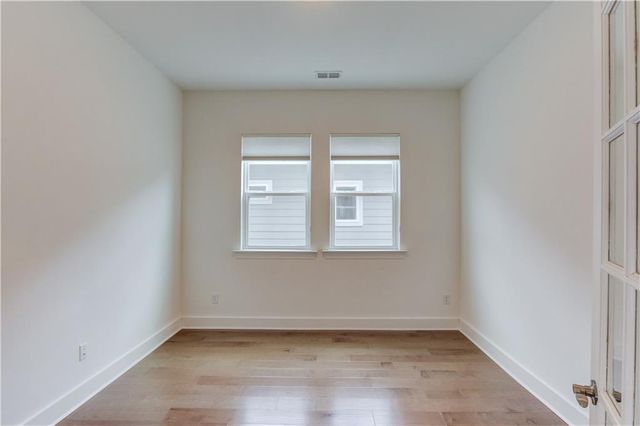 6917 River Rock Drive, Flowery Branch, GA 30542