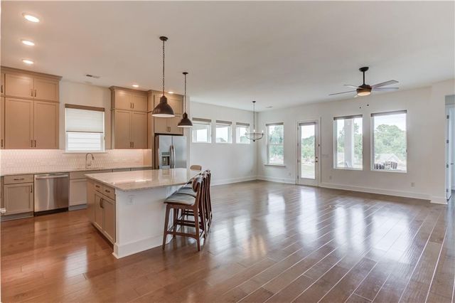 6917 River Rock Drive, Flowery Branch, GA 30542