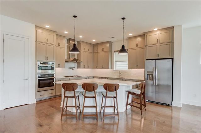6917 River Rock Drive, Flowery Branch, GA 30542