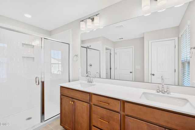 335 Chesapeake Commons Street, Garner, NC 27529