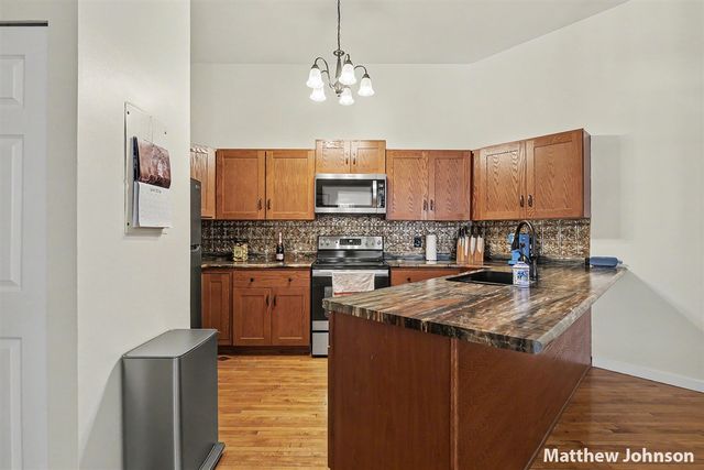 297 W Clay Avenue 202, Muskegon, MI 49440
