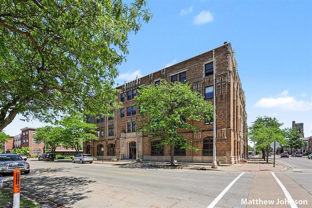 297 W Clay Avenue 202, Muskegon, MI 49440