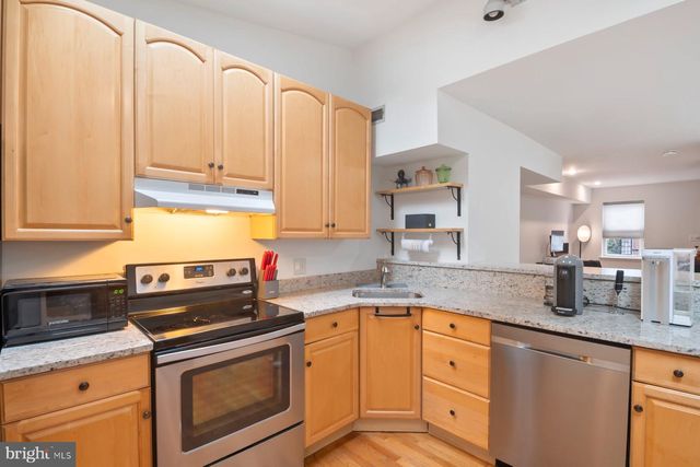 2526 FOSTER AVE, Baltimore, MD 21224