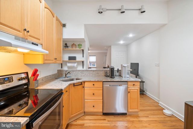 2526 FOSTER AVE, Baltimore, MD 21224