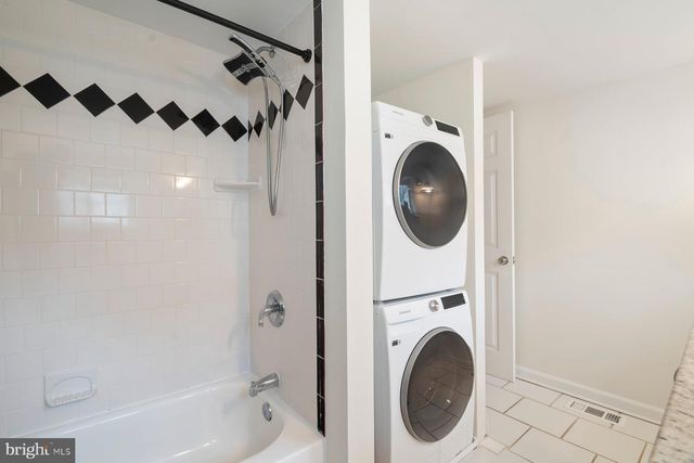 2526 FOSTER AVE, Baltimore, MD 21224